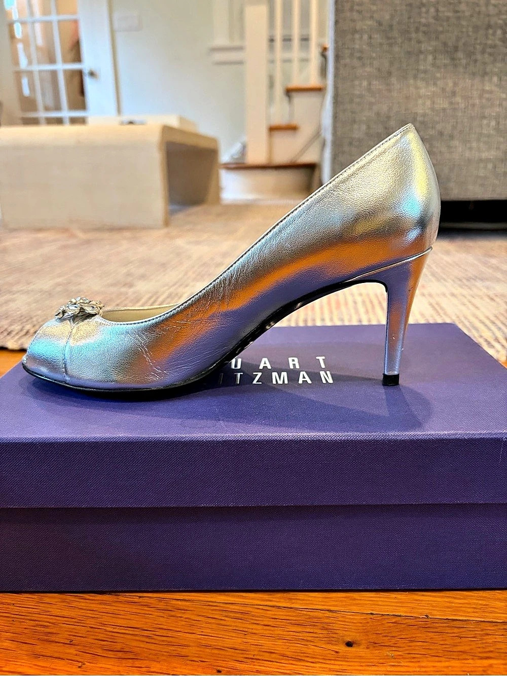 Stuart Weitzman Forsight Silver Peep Toe Heels US 7.5, 38